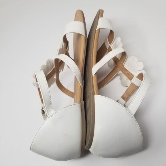 AMERICAN EAGLE WHITE SANDALS. SIZE 5. - Picture 14 of 16